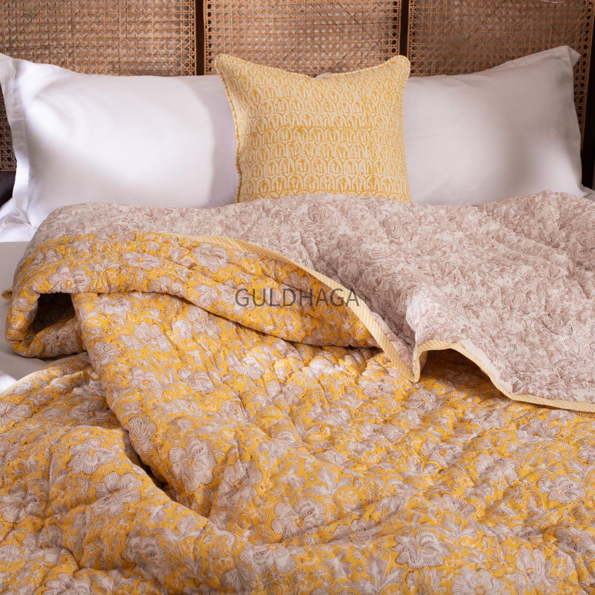 Summer Block Print Cotton Quilt, Boho Floral Cotton Bedding, Handmade Indian bedspread, Reversible throw for Twin bedroom, All season quilt