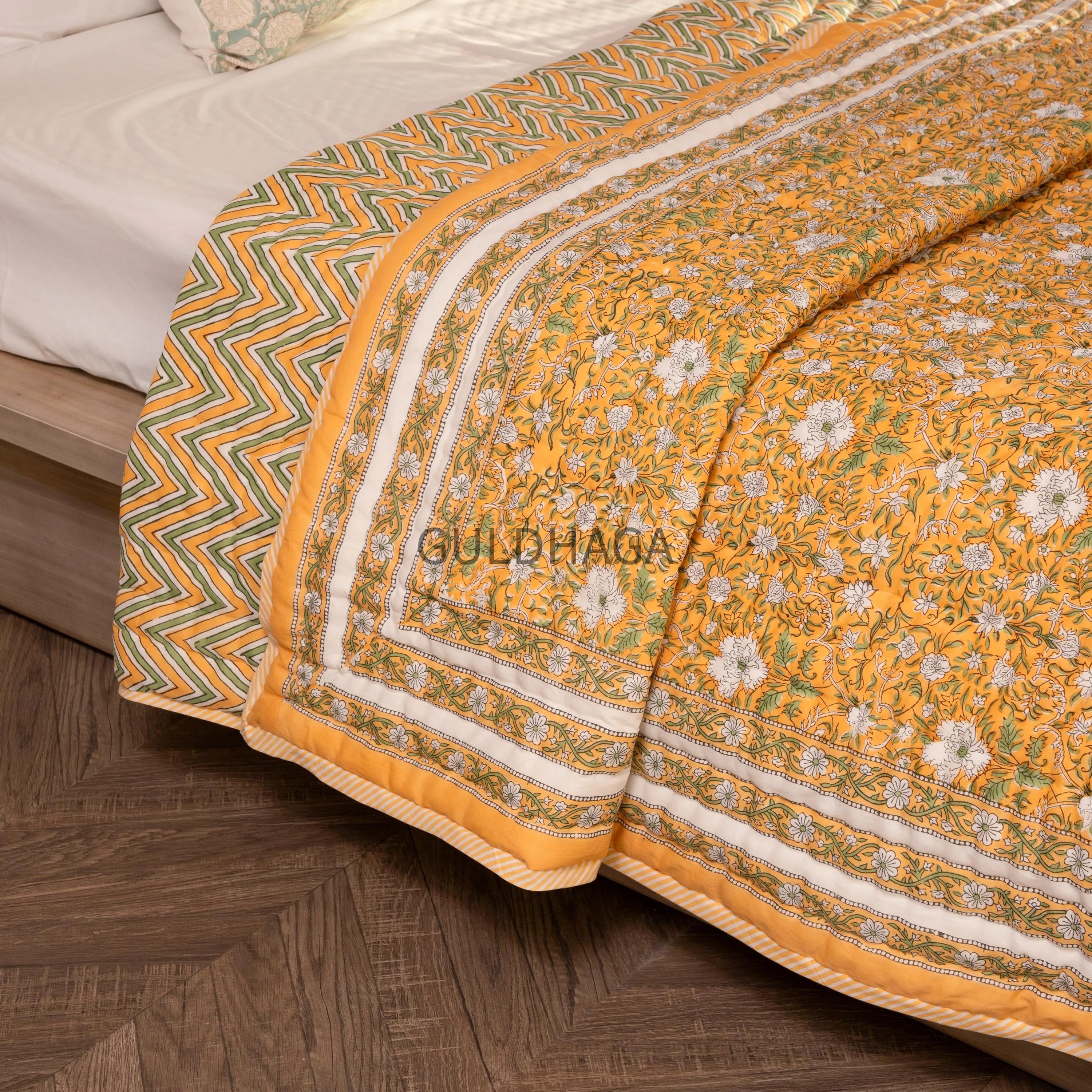 Golden Daisy Meadow Block Printed 100% Pure Cotton Cloth Quilted Throw Blanket Cover for Couch and Bed Lap Bedding Coverlet Oversized Quilt