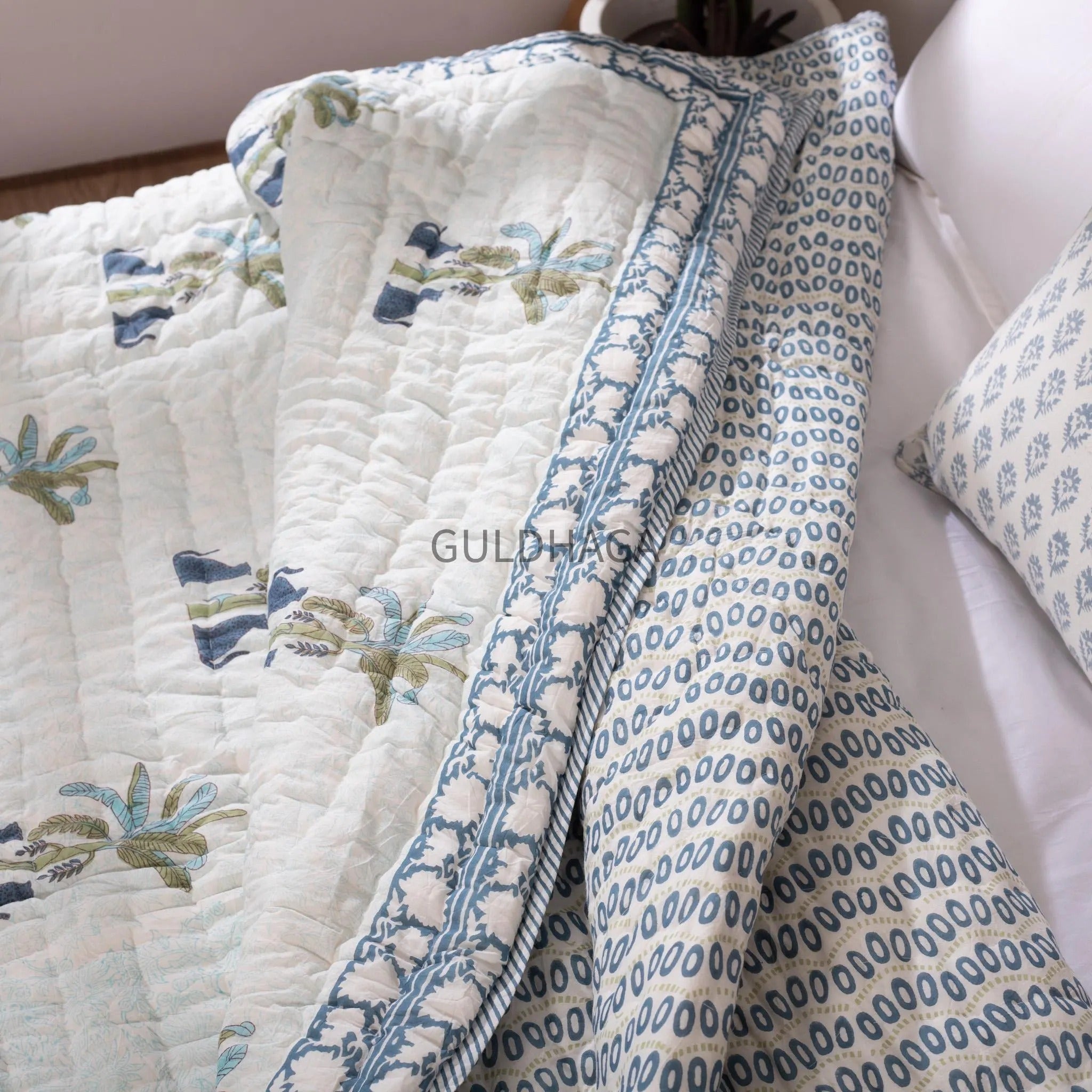 Blue palm and leopard Block Print Cotton Quilt, Floral Cotton Bedding, Handmade Indian Boho Quilt, Reversible Bedspread for Twin&Queen Beds
