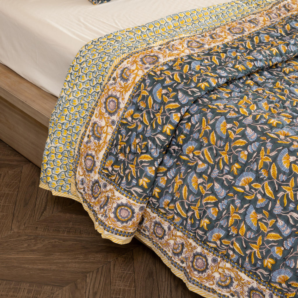 Golden Daisy Meadow Block Printed 100% Pure Cotton Cloth Quilted Throw Blanket Cover for Couch and Bed Lap Bedding Coverlet Oversized Quilt