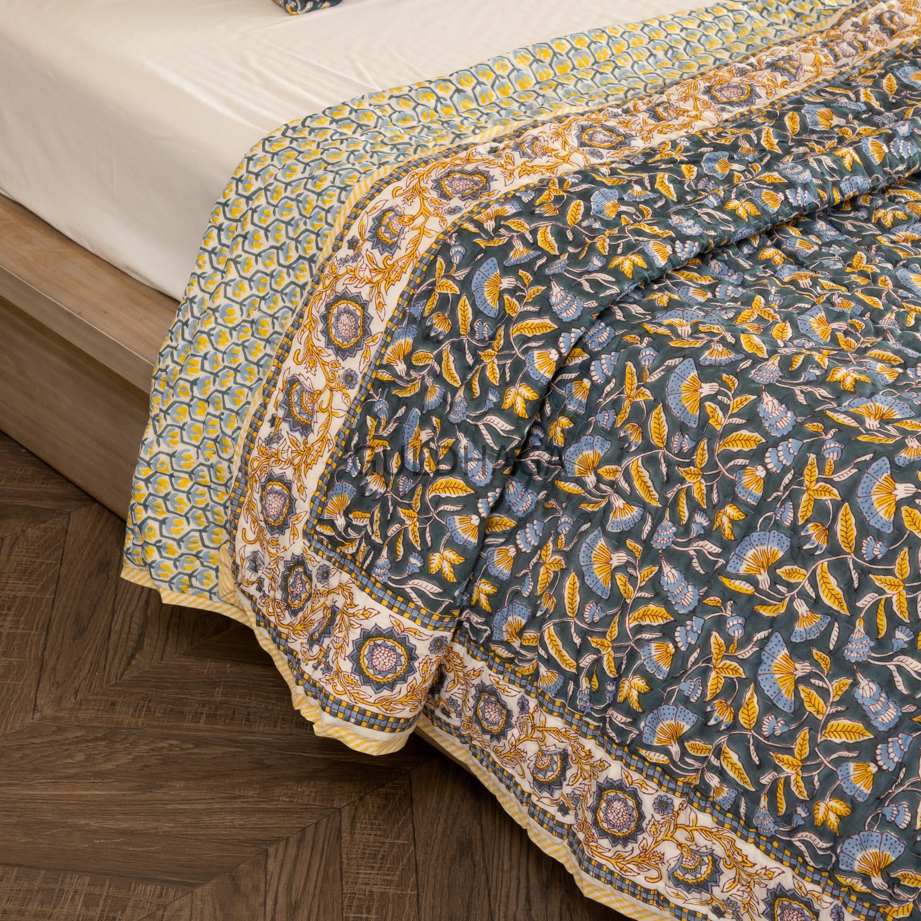 Golden Daisy Meadow Block Printed 100% Pure Cotton Cloth Quilted Throw Blanket Cover for Couch and Bed Lap Bedding Coverlet Oversized Quilt