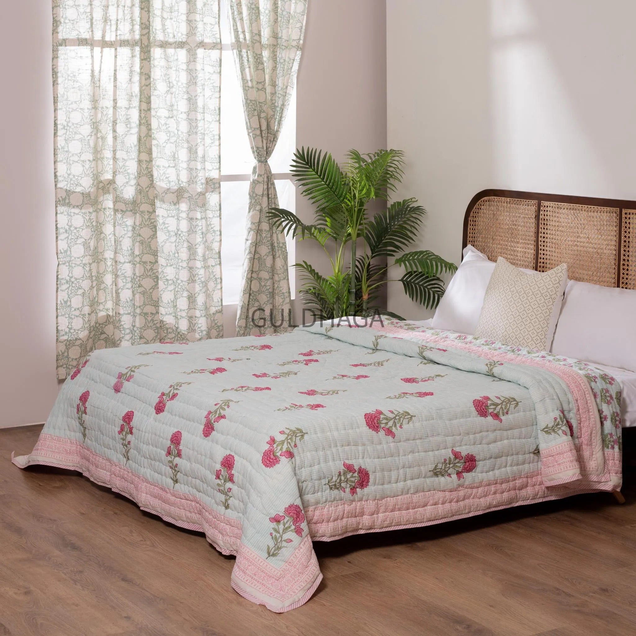 Dusty Rose Block Print Cotton Quilt, Floral Cotton Bedding, Handmade Boho throw, Reversible Bedspread for Twin quilt, housewarming gift